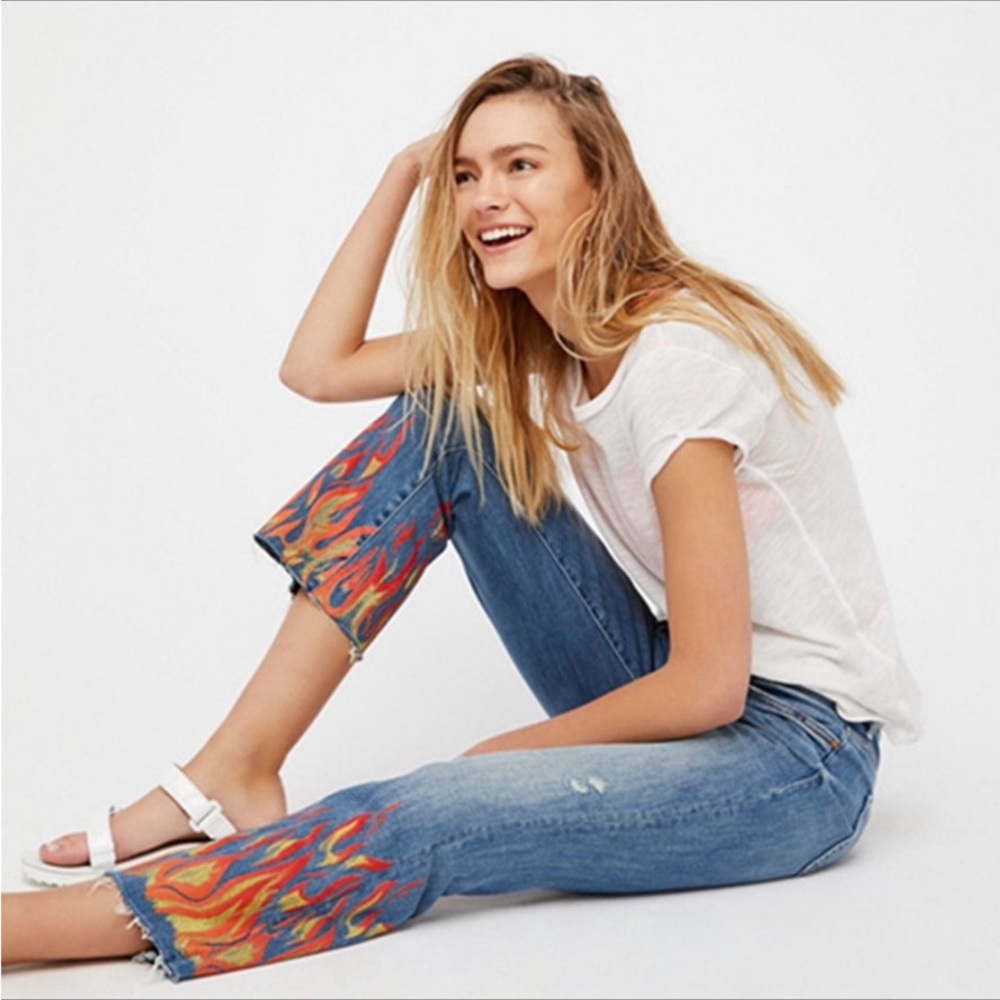MOTHER Blue and Red Ankle Cropped Jeans with Floral Embroidery